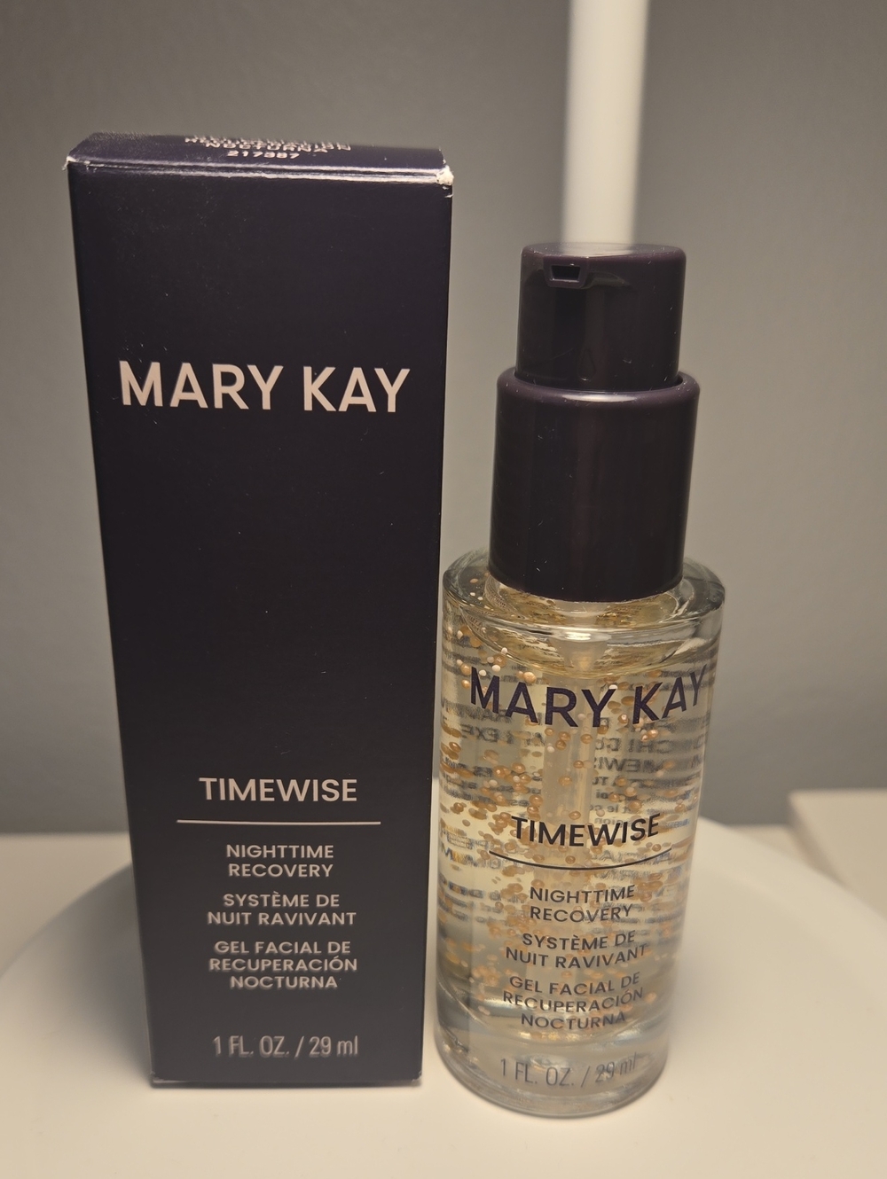 NEW Mary Kay TimeWise Nighttime Recovery Gel - Clear with Gold Beads
